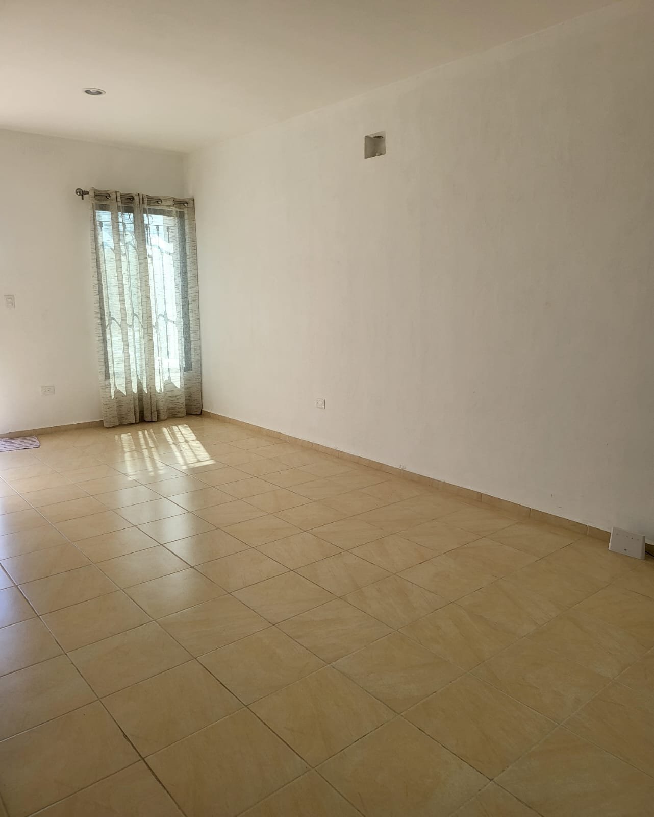 Casa en renta en Paraíso Santa Fe