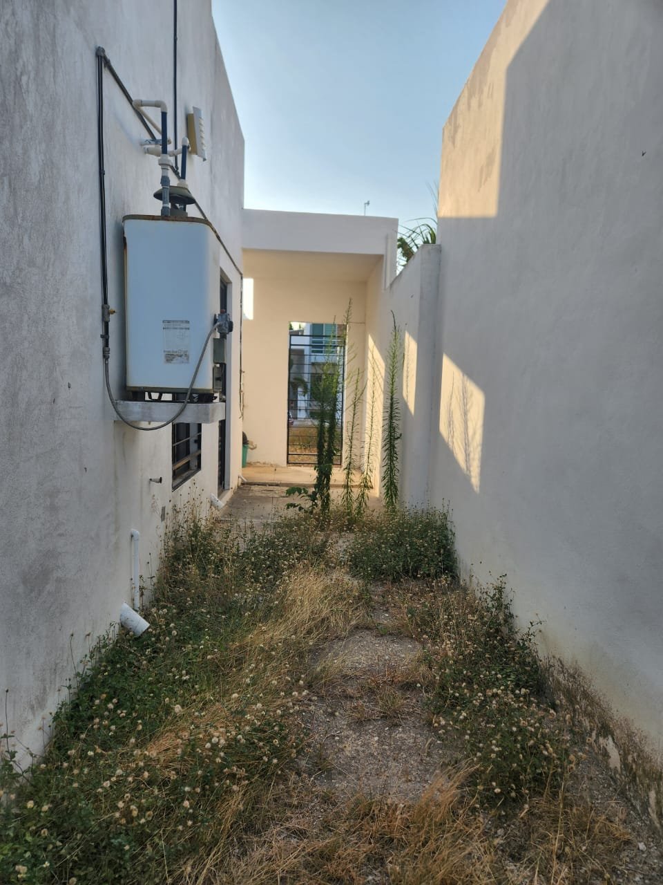 Casa en venta en esquina en Gran Santa Fe Norte (terreno amplio)