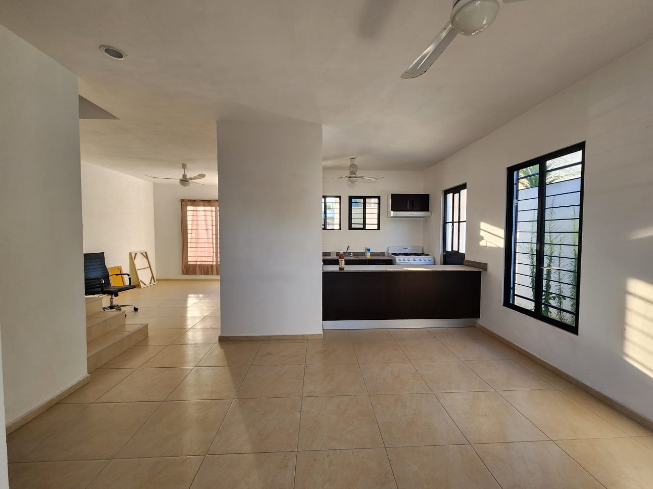 Casa en venta en esquina en Gran Santa Fe Norte (terreno amplio)