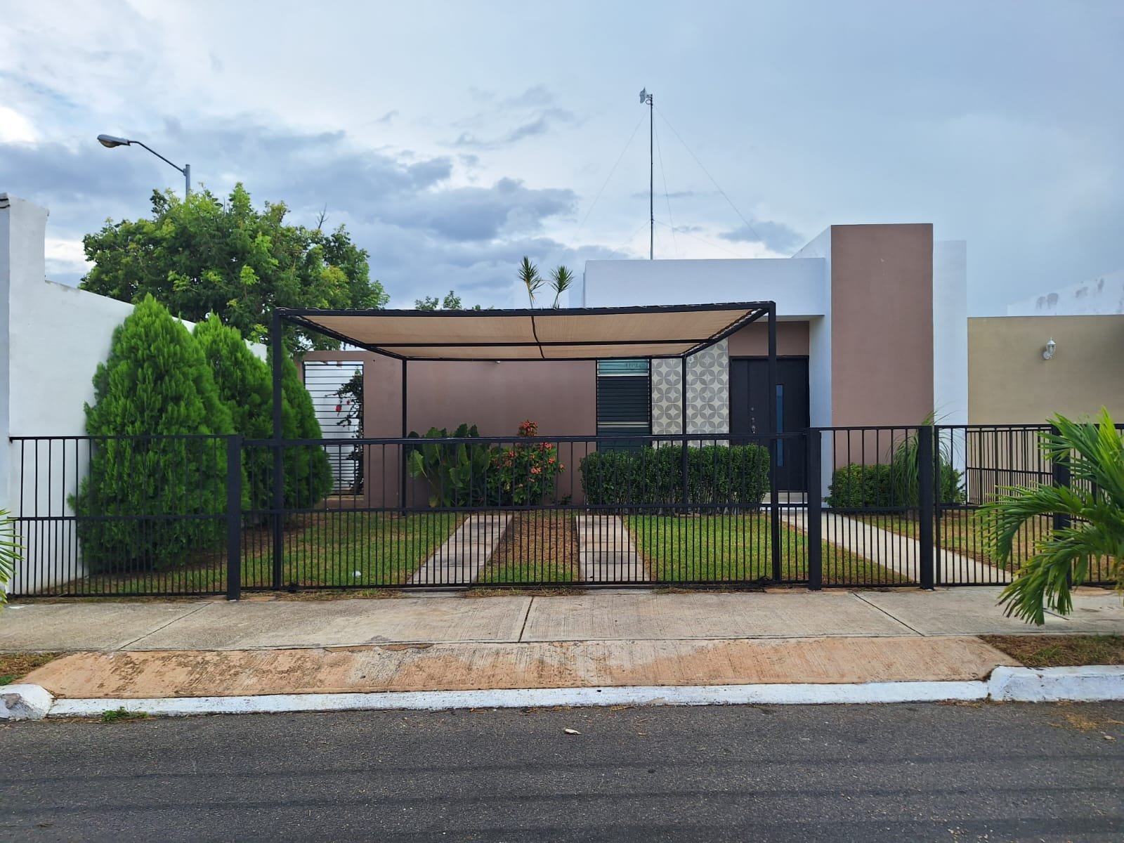 Casa en Venta en esquina en Gran Santa Fe Norte